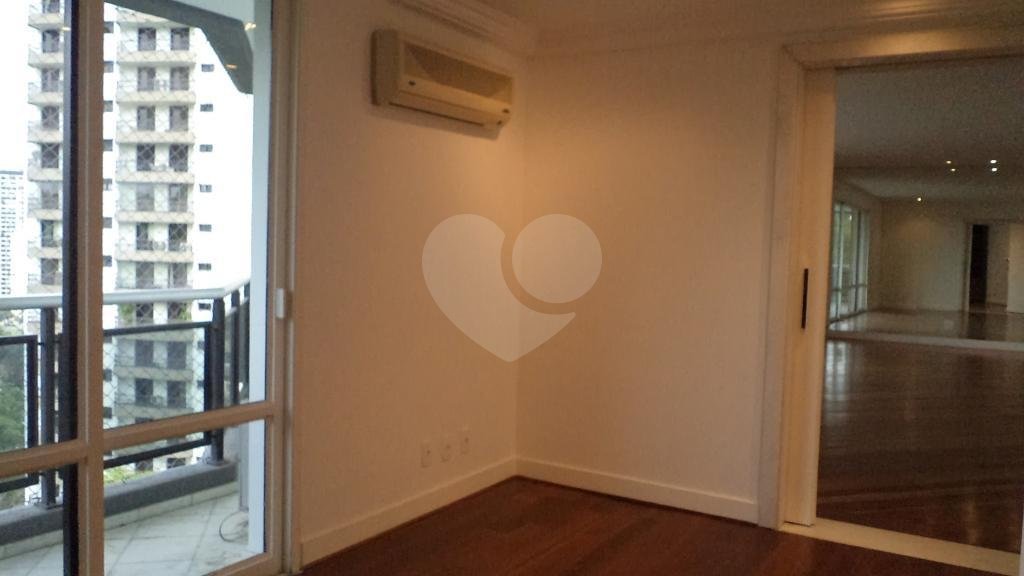 Apartamento para alugar com 4 suítes em Alto da Boa Vista, São Paulo, SP