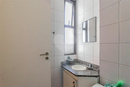 Apartamento à venda com 3 quartos, sendo 1 suíte, em Vila Clementino, São Paulo, SP
