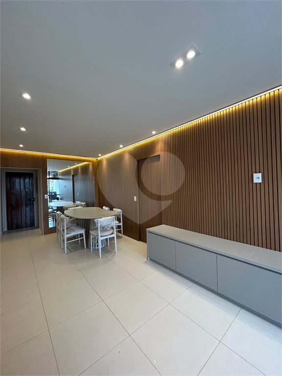 Apartamento à venda com 3 quartos, sendo 1 suíte, em Jardim Sontag, Salto, SP