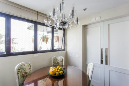 Apartamento à venda com 3 suítes em Campo Belo, São Paulo, SP