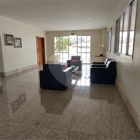 Apartamento à venda com 3 quartos, sendo 1 suíte, no Centro, Araraquara, SP