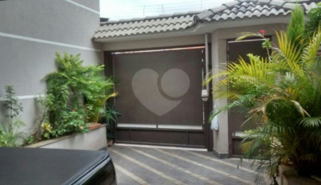 Sobrado à venda com 3 quartos, sendo 1 suíte,  em Jardim Las Vegas, Guarulhos, SP