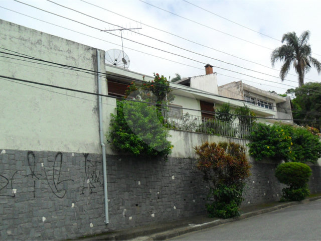 Casa à venda com 3 quartos, sendo 1 suíte,  em Tremembé, São Paulo, SP