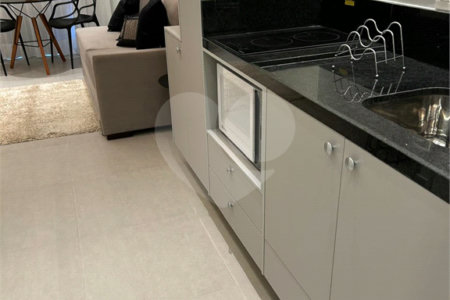 Apartamento à venda ou para alugar com 1 quarto em Pinheiros, São Paulo, SP