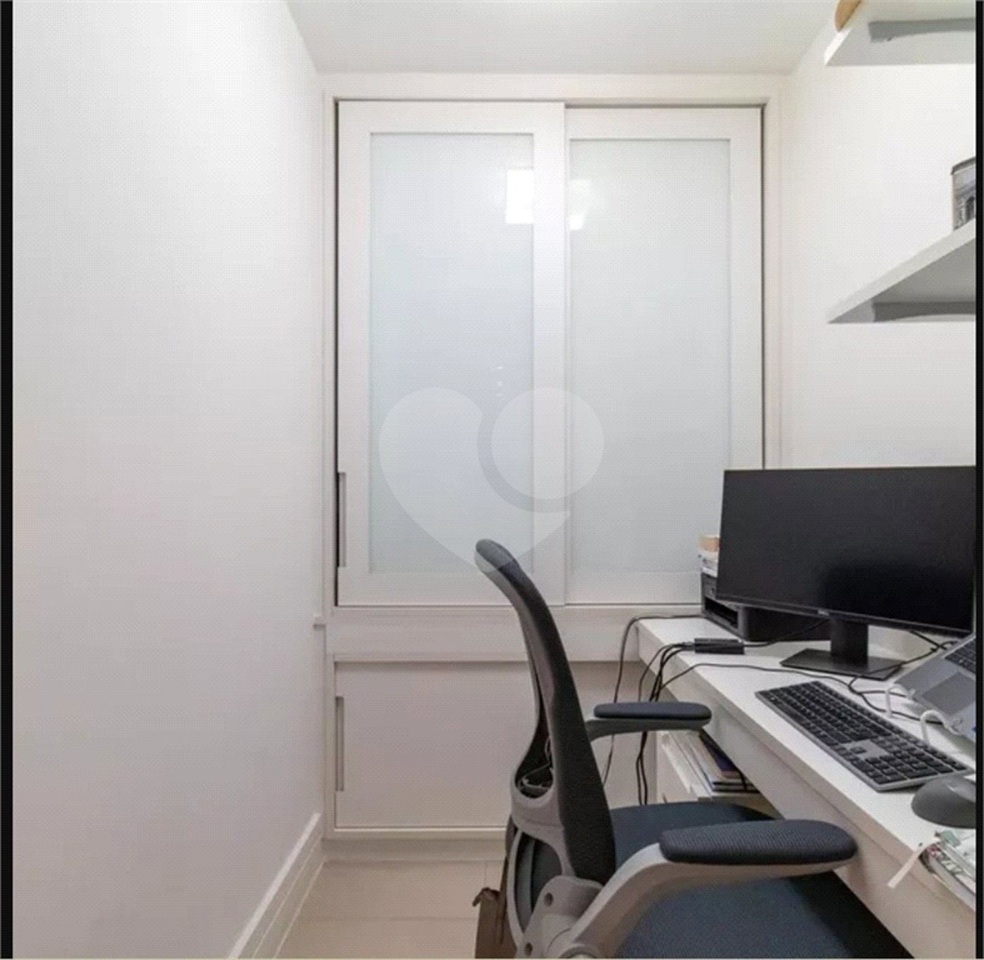 Apartamento à venda com 3 quartos, sendo 2 suítes,  em Várzea da Barra Funda, São Paulo, SP