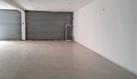 Salão Comercial para alugar em Vila Romanópolis, Ferraz de Vasconcelos, SP