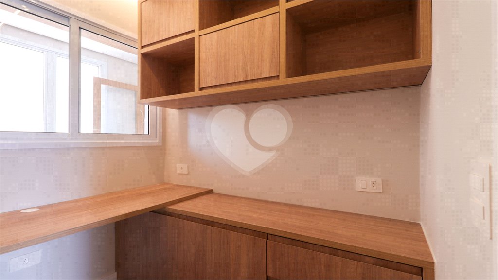 Apartamento à venda com 2 quartos, sendo 1 suíte,  em Vila Uberabinha, São Paulo, SP
