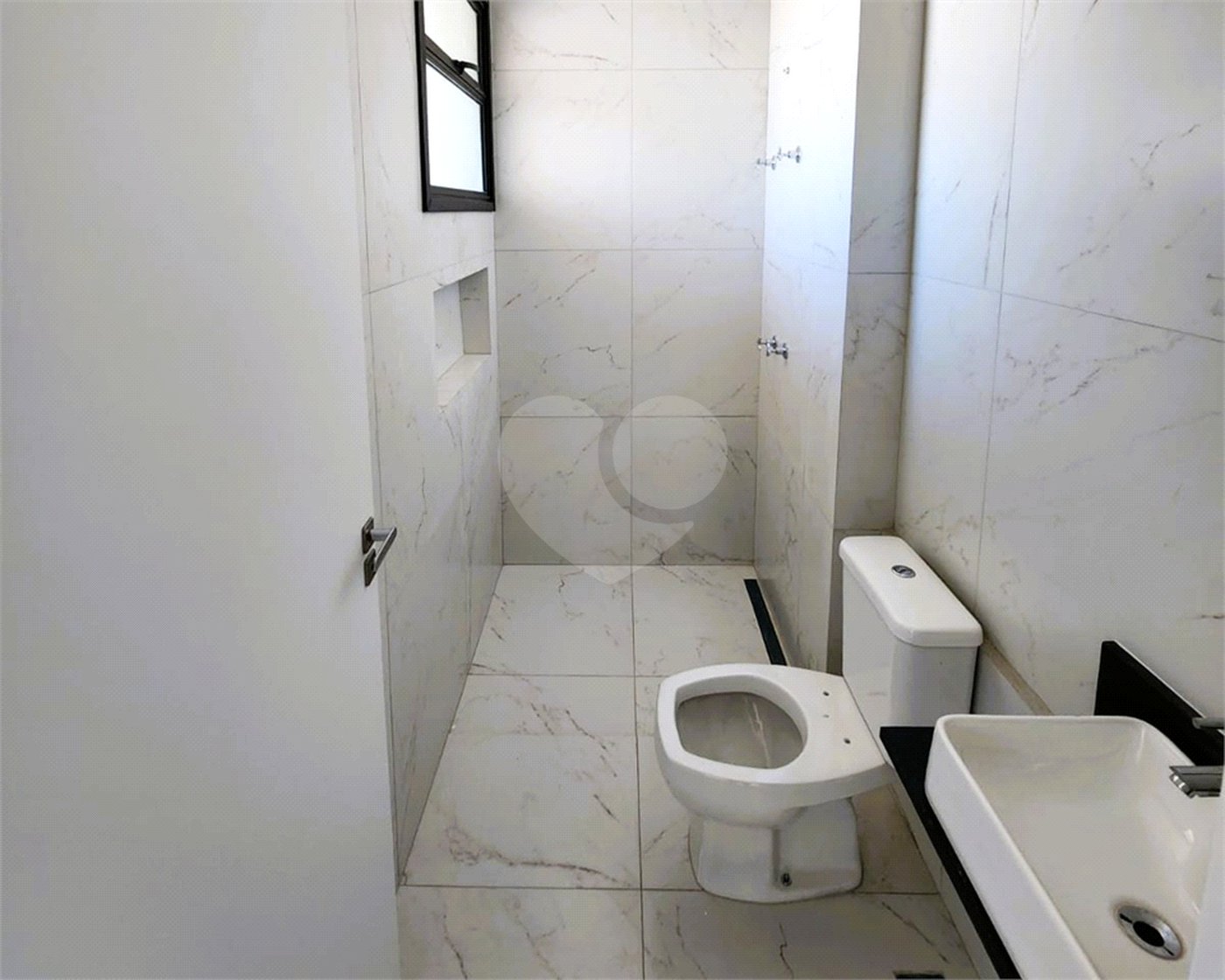 Apartamento à venda ou para alugar com 3 suítes em Vila Lucy, Sorocaba, SP