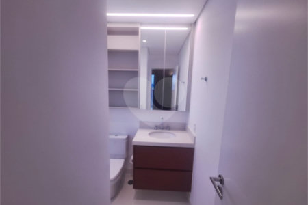 Apartamento à venda com 1 suíte em Moema, São Paulo, SP