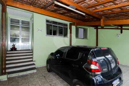 Casa à venda com 4 quartos, sendo 1 suíte, em Jardim Nova Taboão, Guarulhos, SP