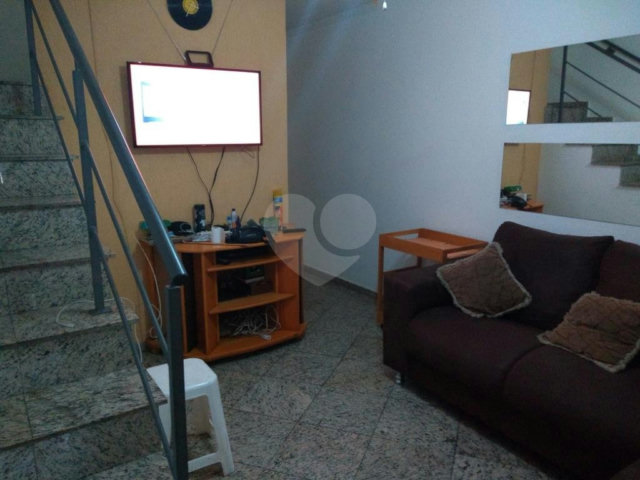 Sobrado à venda com 3 quartos, sendo 1 suíte,  em Vila Guilherme, São Paulo, SP