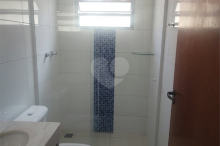 Casa à venda com 3 quartos, sendo 1 suíte, em Parque Industrial, São José dos Campos, SP