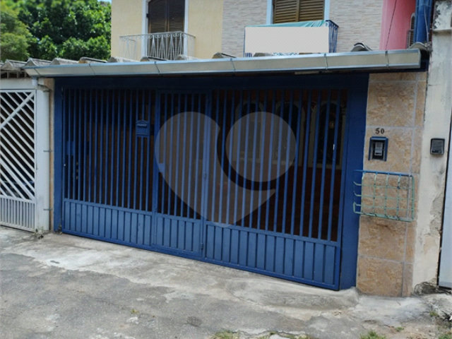 Sobrado à venda com 3 quartos, sendo 1 suíte,  em Tremembé, São Paulo, SP
