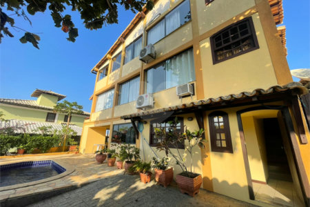 Casa em condomínio à venda com 4 suítes em Albatroz, Armação dos Búzios, RJ