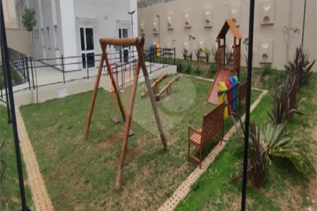 Apartamento à venda com 2 quartos em Vila Santo Antônio, Ferraz de Vasconcelos, SP