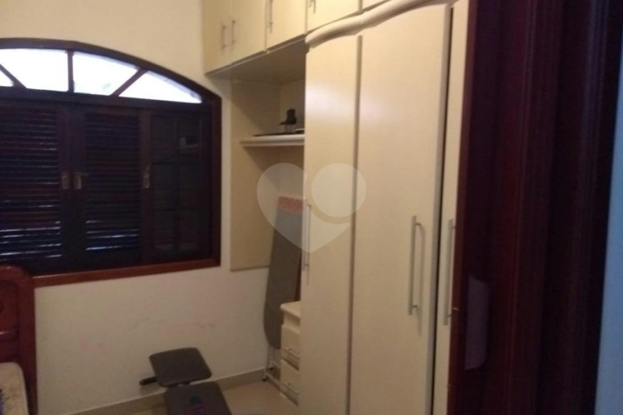 Sobrado à venda com 3 quartos, sendo 1 suíte, em Vila Guilherme, São Paulo, SP