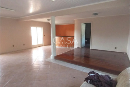 Chácara à venda com 5 quartos, sendo 1 suíte,  em Araçoiaba da Serra, SP