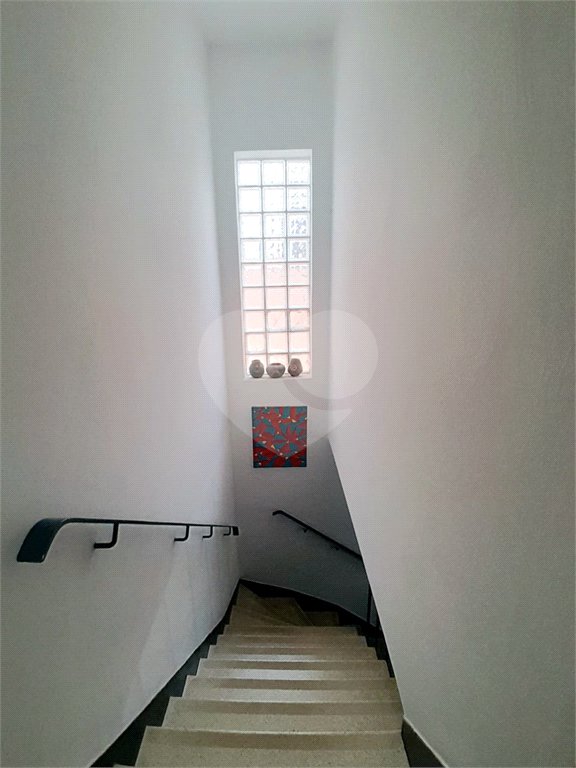 Sobrado à venda com 3 quartos em Sumaré, São Paulo, SP