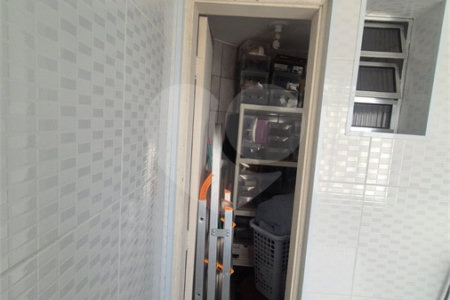 Apartamento à venda com 3 quartos, sendo 1 suíte,  em Parque Santana, Mogi das Cruzes, SP