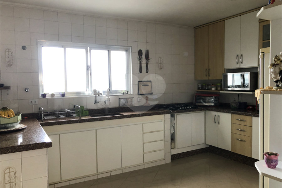 Sobrado à venda com 3 quartos, sendo 1 suíte, em Vila Gustavo, São Paulo, SP