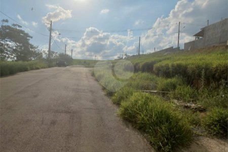 Terreno de Esquina em Loteamento Novo - Oportunidade de Valorização!