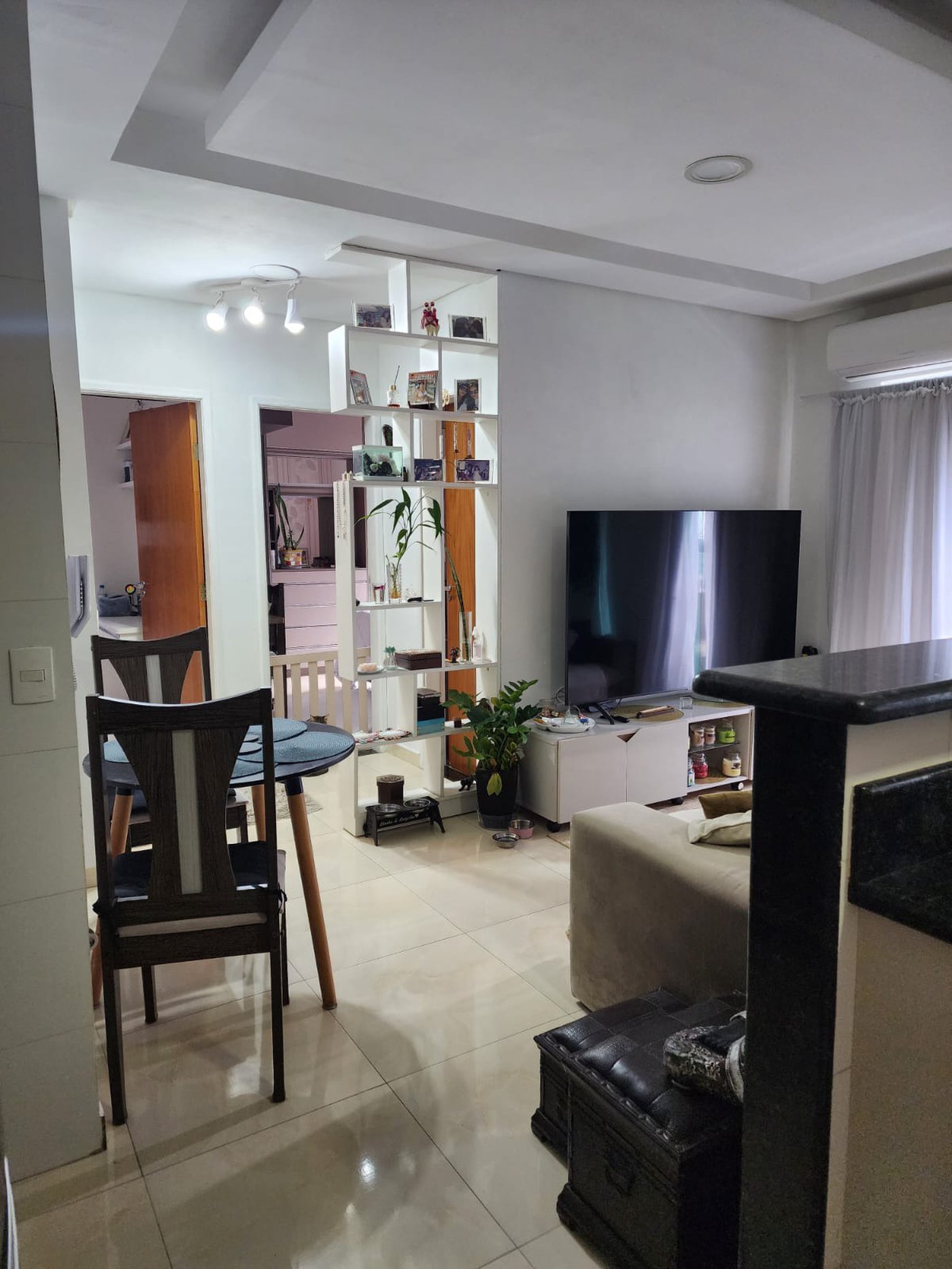 Casa à venda com 3 quartos, sendo 1 suíte, em Canto do Forte, Praia Grande - SP