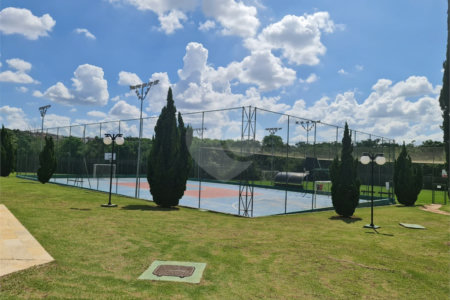 Casa à venda com 3 quartos, sendo 1 suíte, no condomínio Ibiti Royal Park, Sorocaba - SP