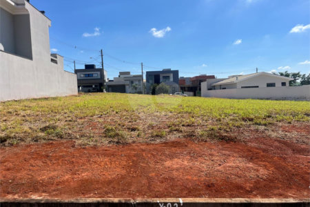 Terreno à venda em Loteamento Residencial Golden Ville, Itapetininga, SP