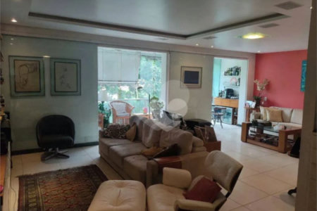 Apartamento à venda com 4 quartos, sendo 2 suítes, em Cosme Velho, Rio de Janeiro, RJ