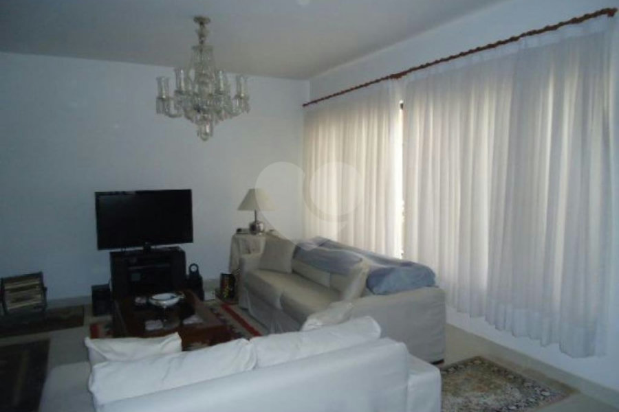 Sobrado à venda com 4 quartos, sendo 1 suíte, em Mandaqui, São Paulo, SP