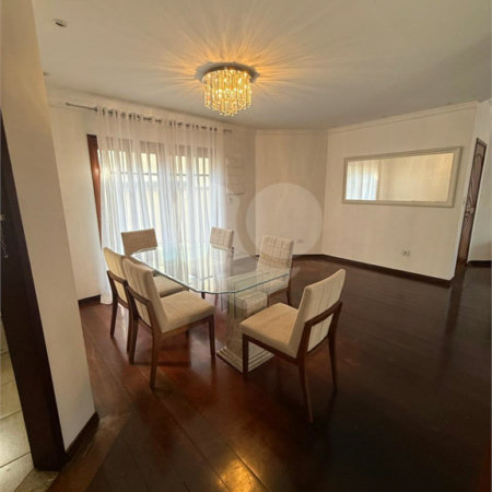 Casa à venda com 4 quartos, sendo 2 suítes,  no condomínio Arujá 5, Arujá - SP