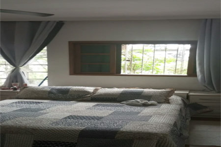 Casa à venda com 3 quartos, sendo 1 suíte,  em Lapa de Baixo, São Paulo, SP