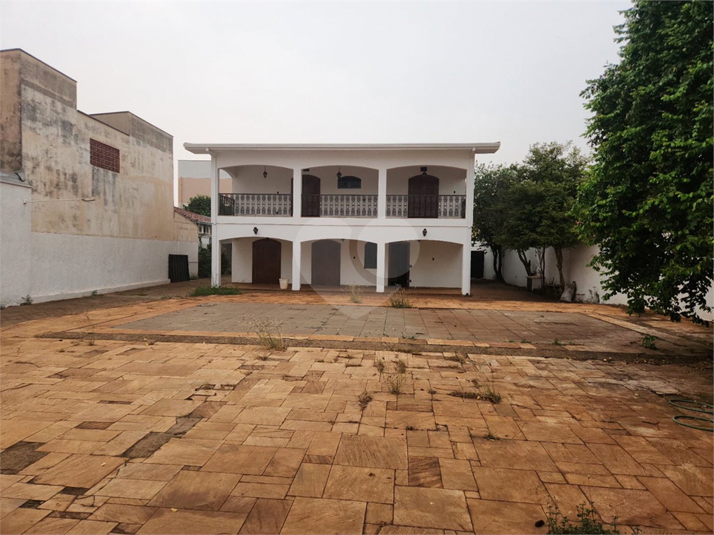 Sobrado à venda ou para alugar com 4 quartos, sendo 2 suítes, no Centro, Araraquara, SP