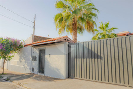 Casa à venda com 4 quartos, sendo 1 suíte, em Jardim Planalto, Salto, SP