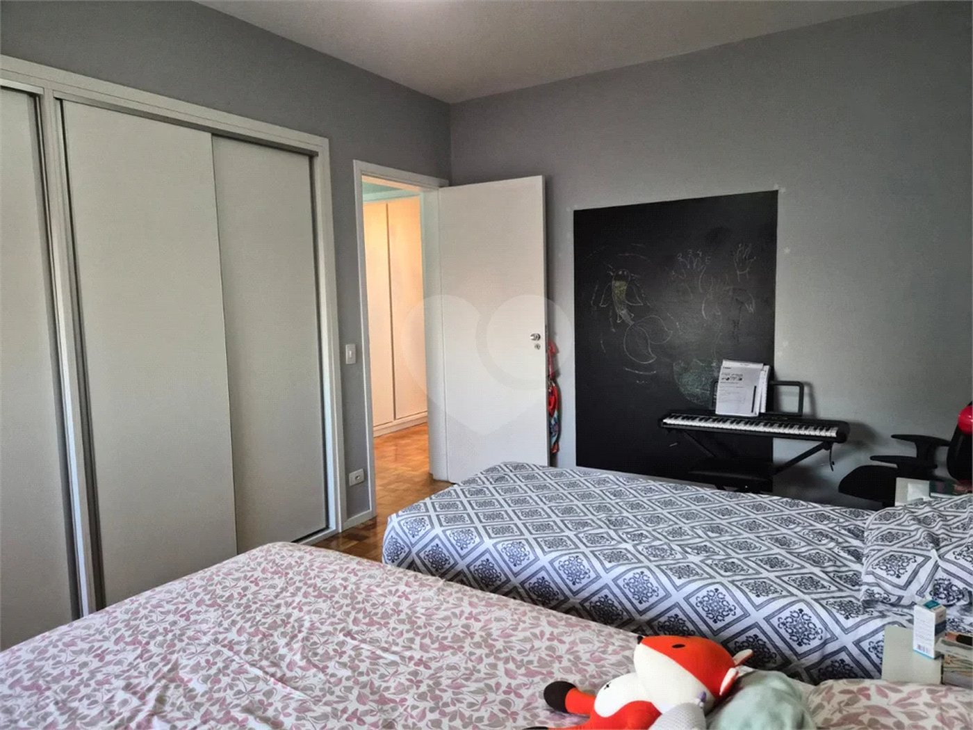 Apartamento à venda no Edifício Pedro Ometto, no coração de Piracicaba.