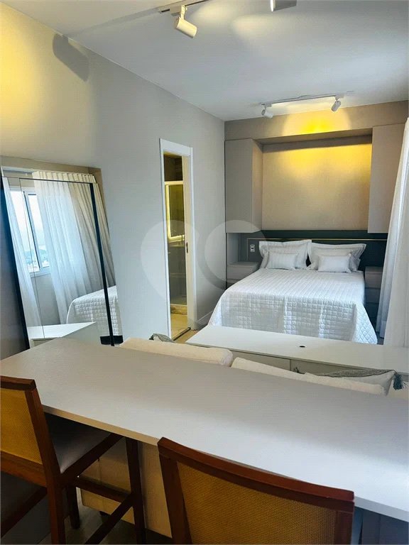 Studio mobiliado, a venda com 27m² - Lazer completo