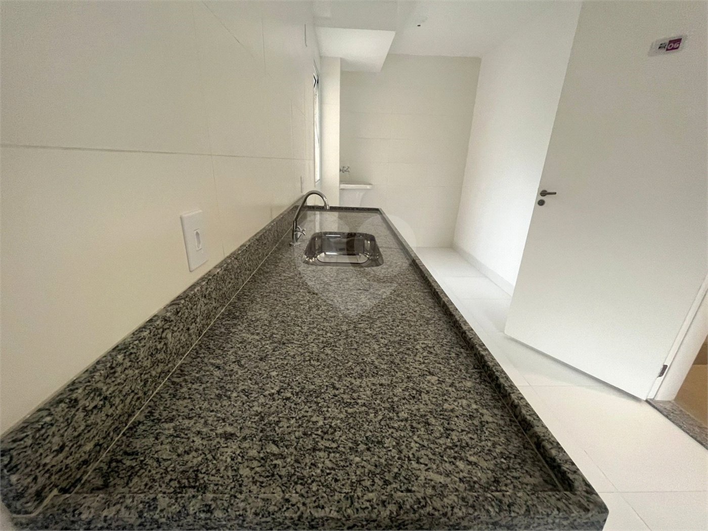 Casa à venda com 2 quartos no condomínio Severa, São Paulo - SP