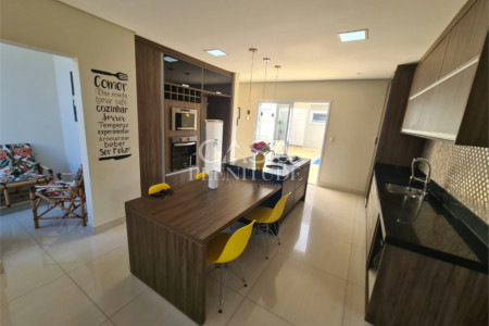 Casa em condomínio à venda com 3 suítes em Lago Azul, Araçoiaba da Serra, SP
