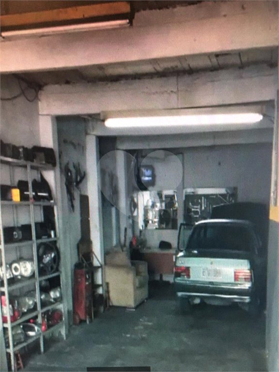 Prédio à venda com 2 suítes em Tremembé, São Paulo, SP