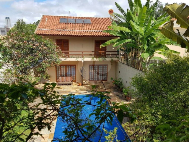 Sobrado à venda com 4 quartos, sendo 2 suítes,  em Brooklin Velho, São Paulo, SP