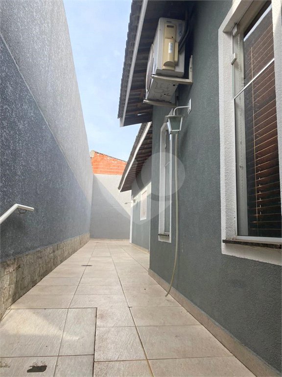 Casa Térrea à venda com 2 quartos, sendo 1 suíte,  em Nova Cerejeira, Atibaia, SP
