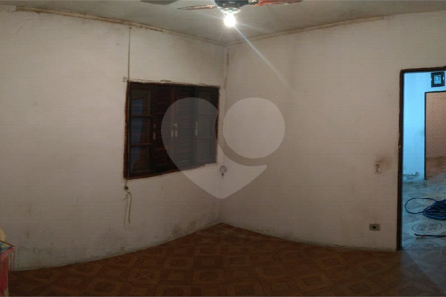 Sobrado à venda com 5 quartos, sendo 1 suíte, em Vila Amália (zona Norte), São Paulo, SP