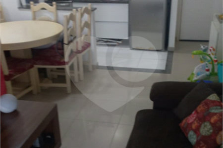 Apartamento à venda com 2 quartos, sendo 1 suíte, em Villa Di Cesar, Mogi das Cruzes, SP