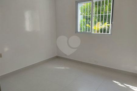 Sobrado à venda com 3 quartos em Santo Amaro, São Paulo, SP