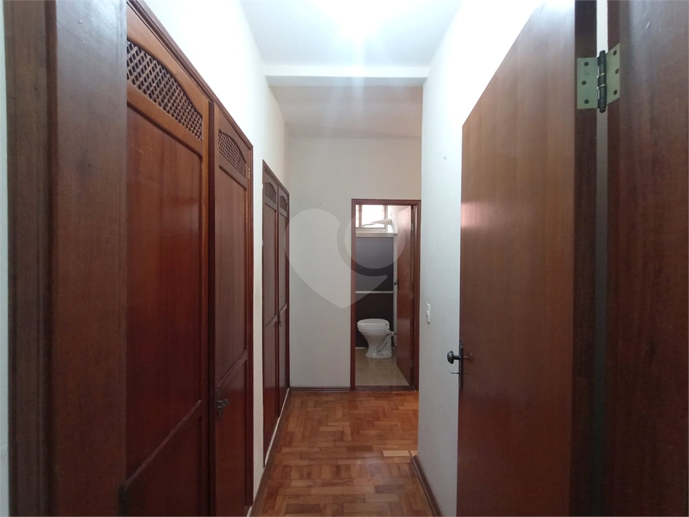 Casa à venda com 4 quartos, sendo 3 suítes,  no Centro, Itapetininga, SP