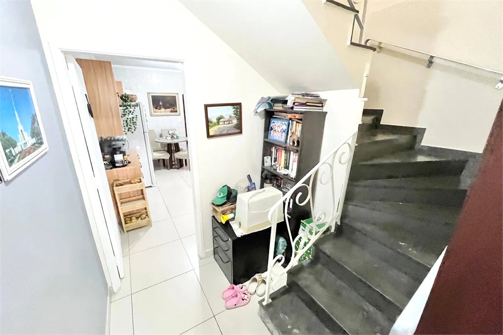 Sobrado à venda com 3 quartos, sendo 1 suíte, em Vila Vitório Mazzei, São Paulo, SP