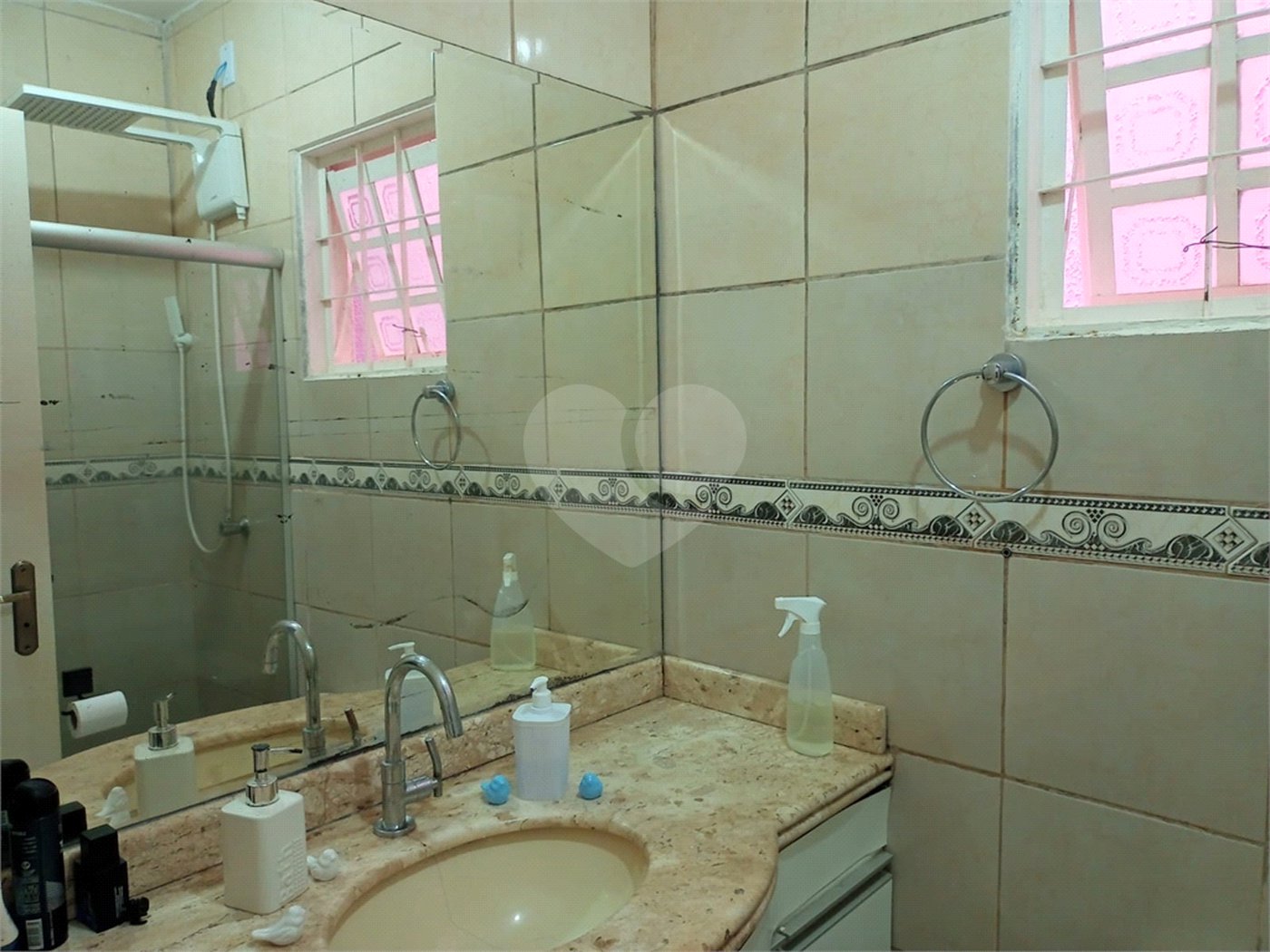 Casa à venda com 3 quartos, sendo 1 suíte, em Parque Atenas do Sul, Itapetininga, SP
