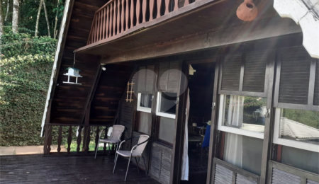 Sobrado à venda com 3 quartos, sendo 1 suíte,  em Samambaia, Mairiporã, SP