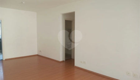 Apartamento à venda com 3 quartos, sendo 1 suíte,  em Jardim São Paulo(zona Norte), São Paulo, SP