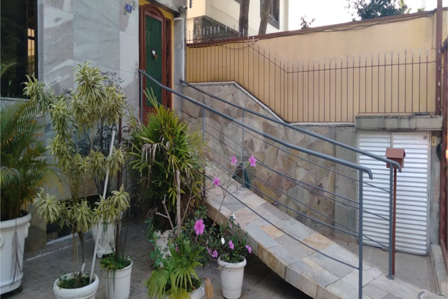 Sobrado à venda com 3 quartos, sendo 1 suíte, em Santa Teresinha, São Paulo, SP